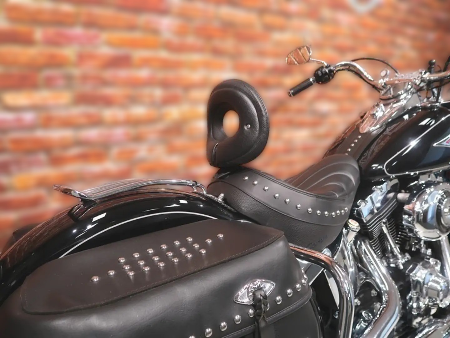 2014 Harley-Davidson Harley-Davidson Softail - 33 051 km - Náhled 24