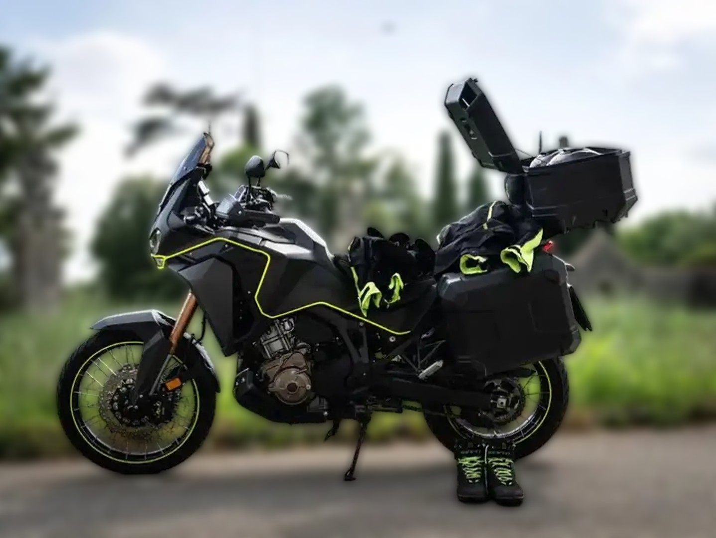 2024 Honda CRF 1100 L Africa Twin - 10 000 km - Náhled 2