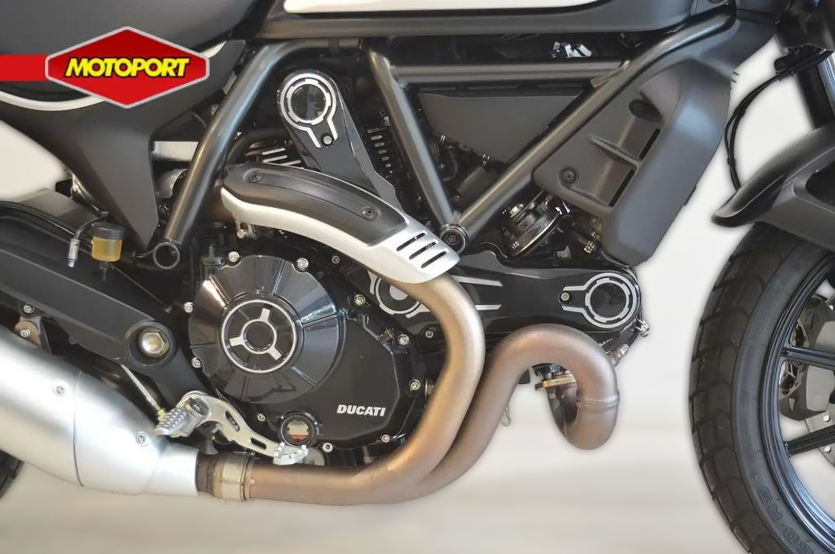2022 Ducati Scrambler - 1 687 km - Náhled 11