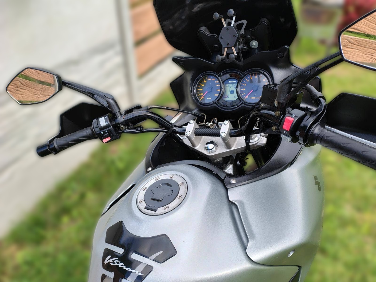 2004 Suzuki DL 650 V-Strom - 76 000 km - Náhled 65