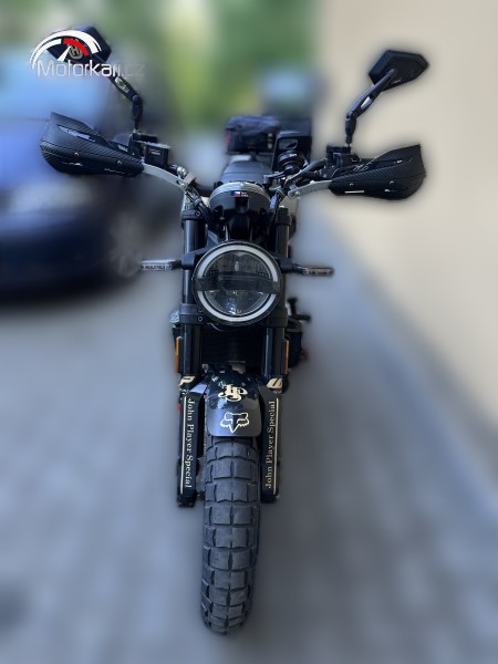 2022 Husqvarna Svartpilen 401 - 7 100 km - Náhled 13