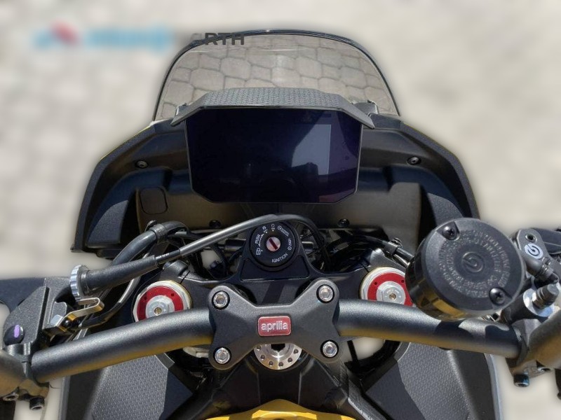 2023 Aprilia Tuono V4 - 0 km - Náhled 3