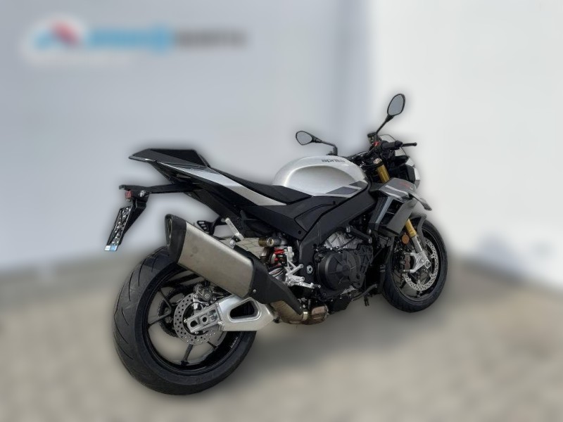 2023 Aprilia Tuono V4 - 0 km - Náhled 12