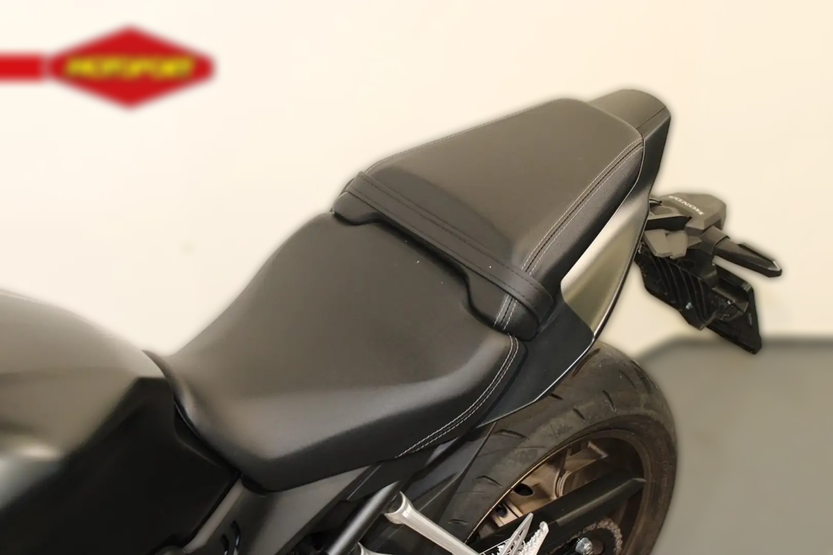 2025 Honda CB 650R - 4 892 km - Náhled 6