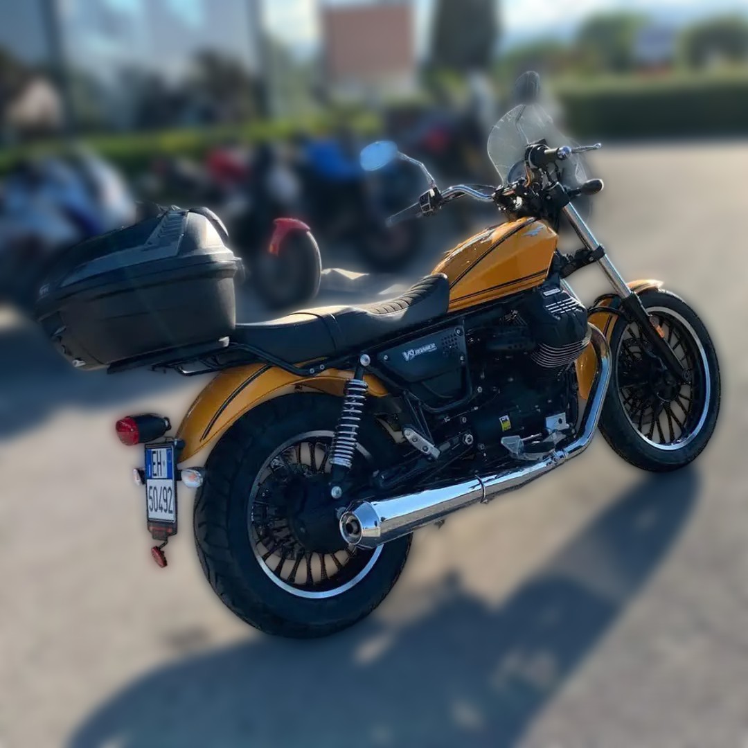 2017 Moto Guzzi V9 - 3 000 km - Náhled 7