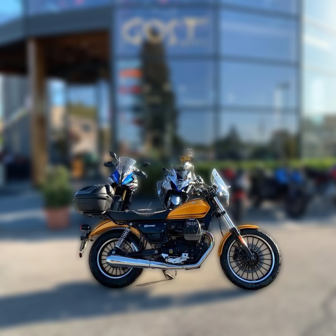 2017 Moto Guzzi V9 - 3 000 km - Náhled 8