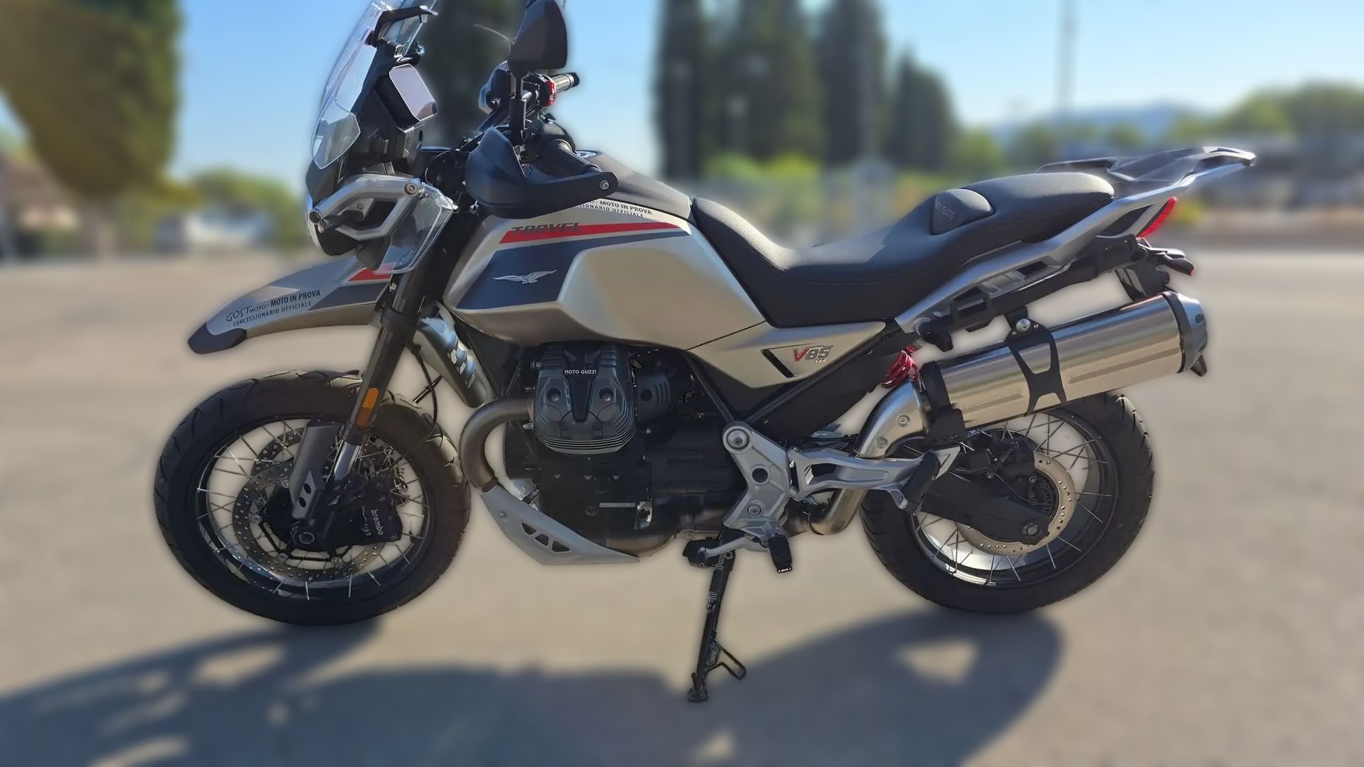 2025 Moto Guzzi V85 TT - 2 397 km - Náhled 9