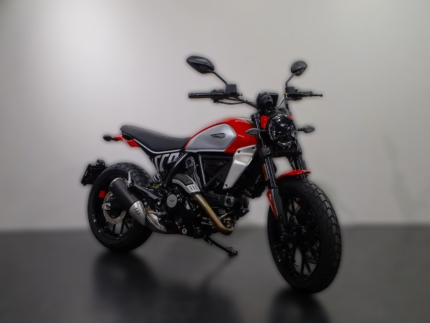 2025 Ducati Scrambler - 0 km - Náhled 11