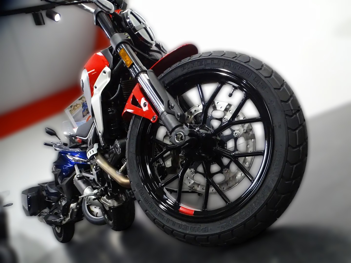 2025 Ducati Scrambler - 0 km - Náhled 16