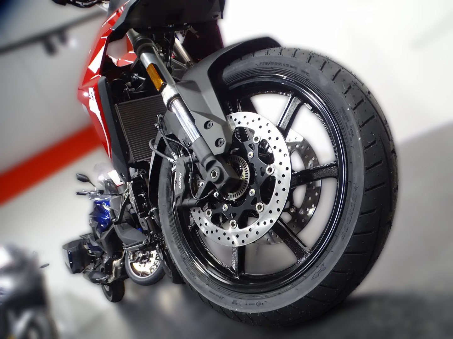 2025 Suzuki DL 650 V-Strom - 0 km - Náhled 6