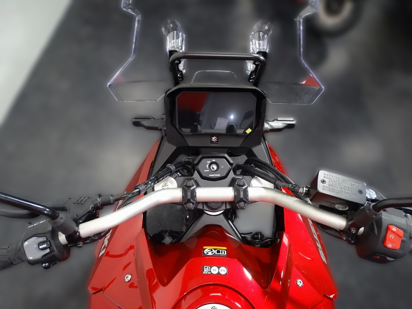 2025 Suzuki DL 650 V-Strom - 0 km - Náhled 9
