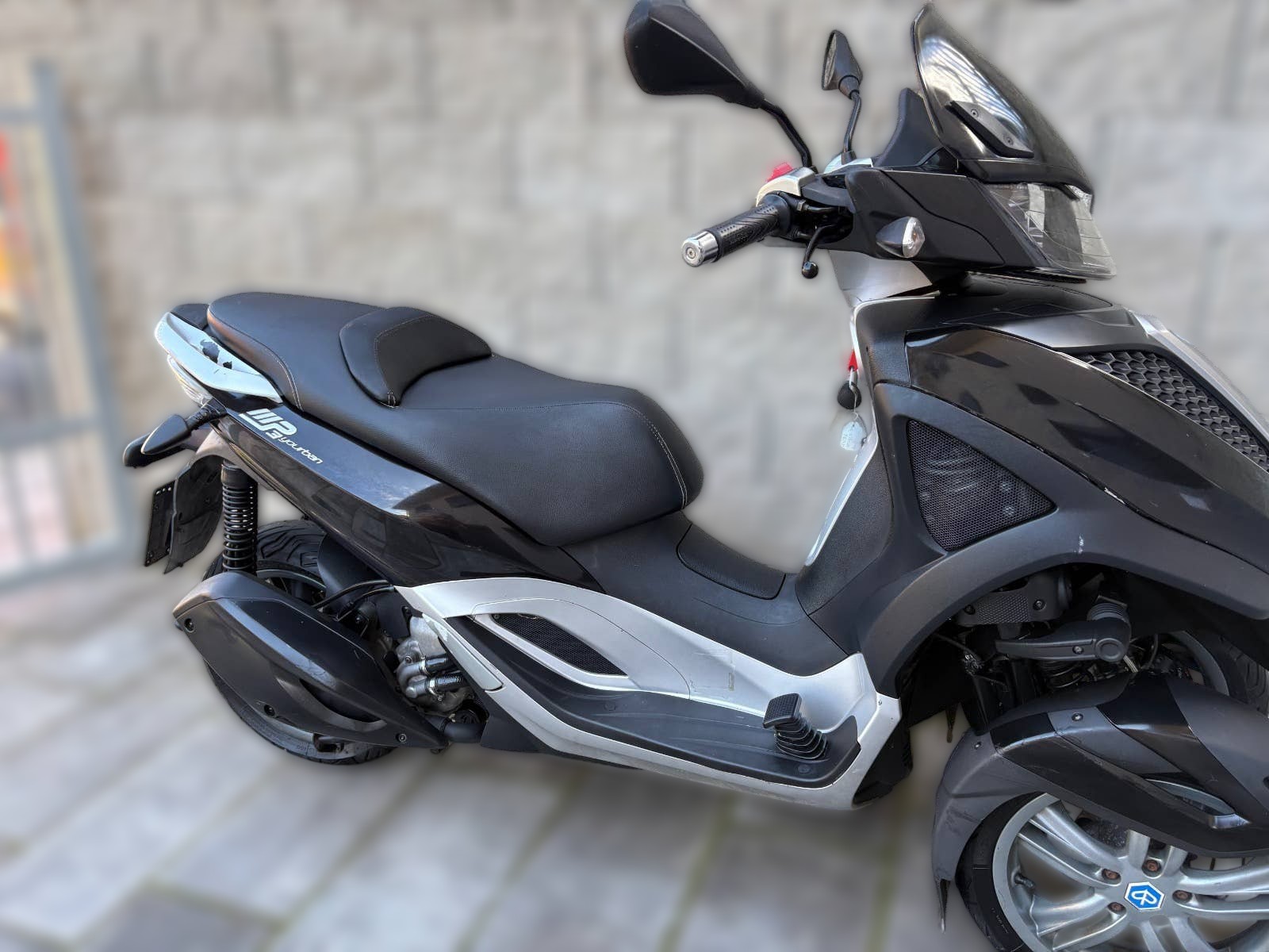 2014 Piaggio MP3 - 24 200 km - Náhled 12