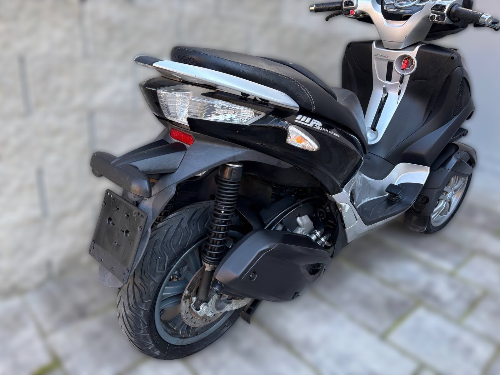 2014 Piaggio MP3 - 24 200 km - Náhled 13