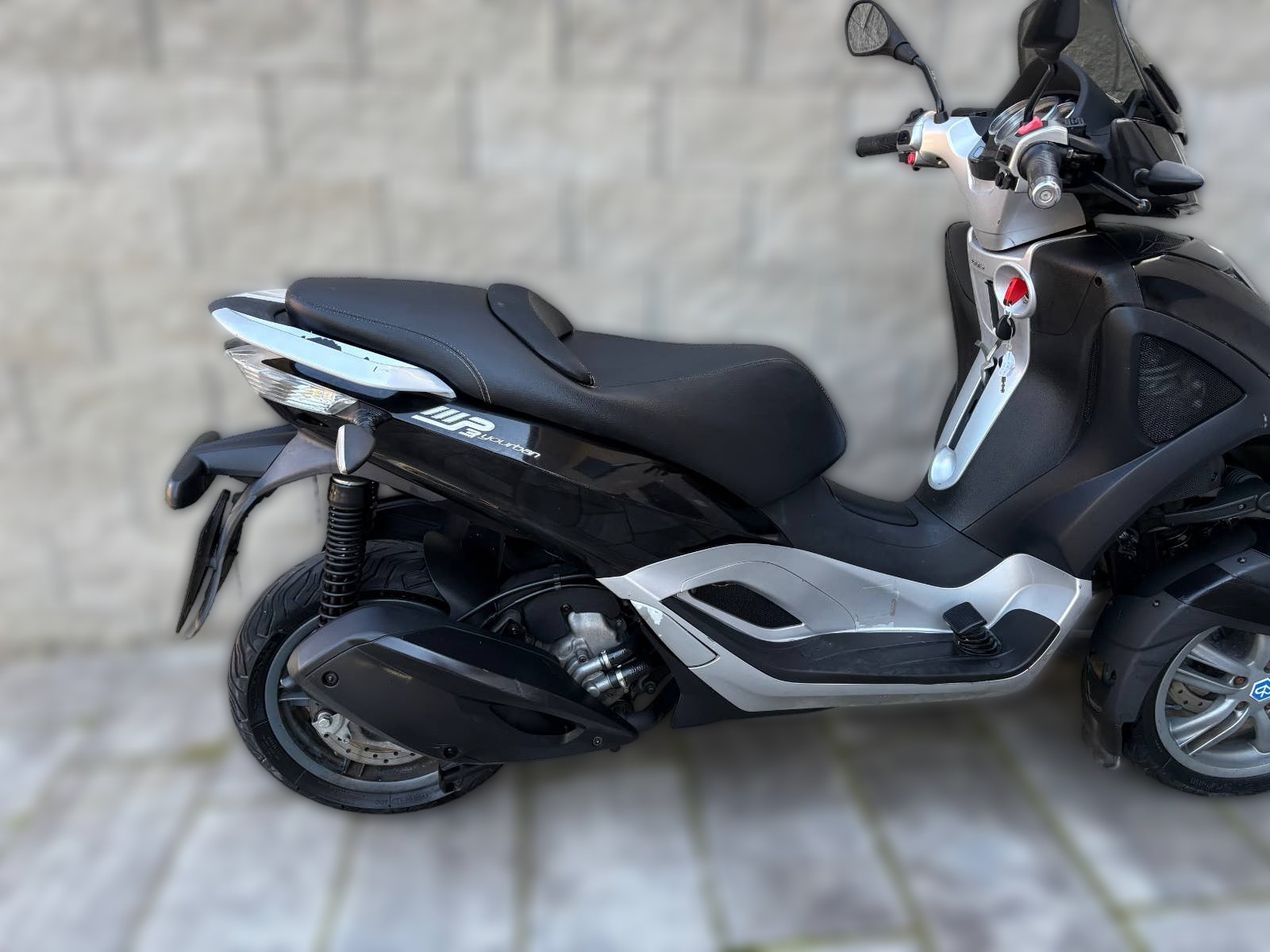2014 Piaggio MP3 - 24 200 km - Náhled 21