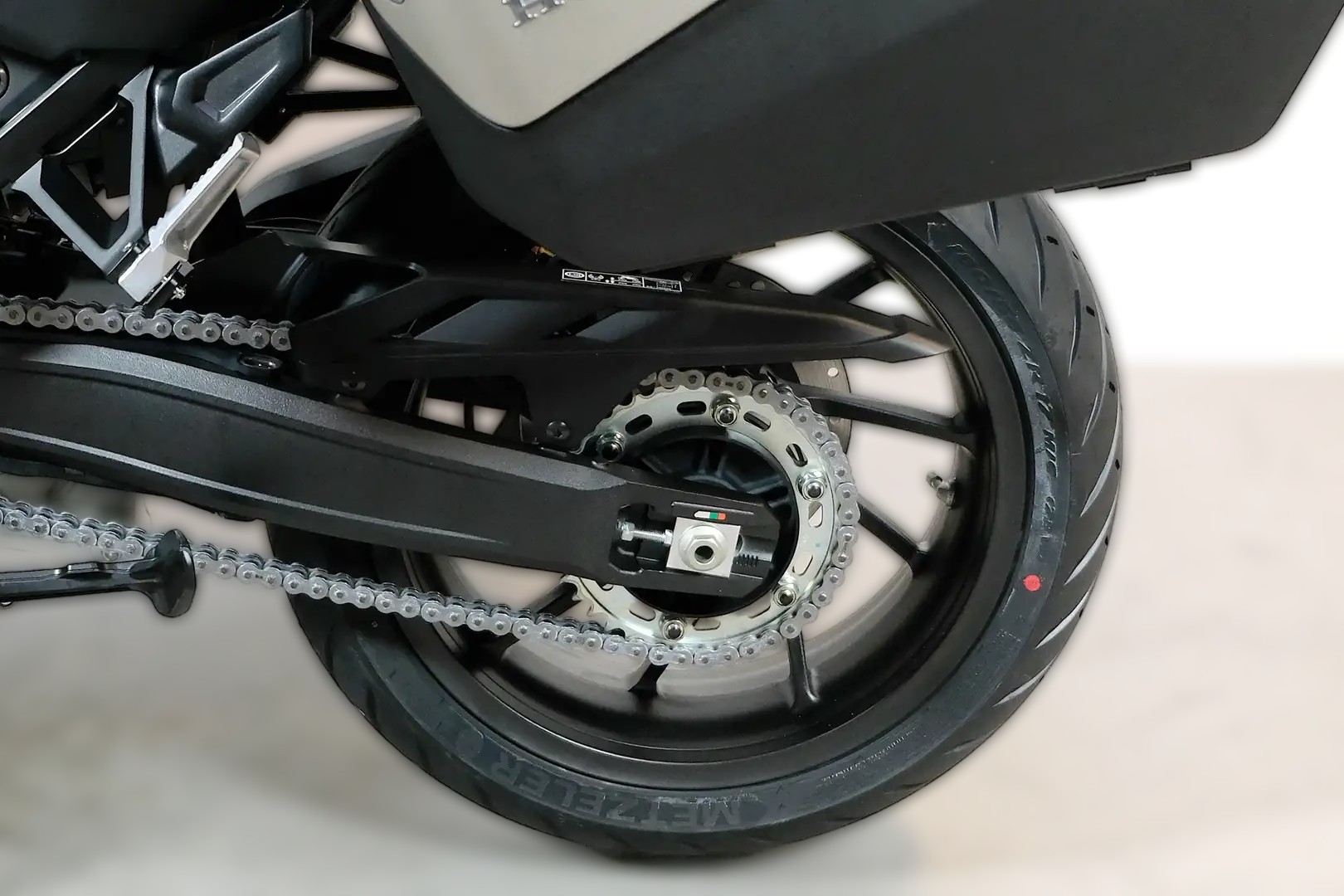 2025 Honda NT 1100 - 0 km - Náhled 20