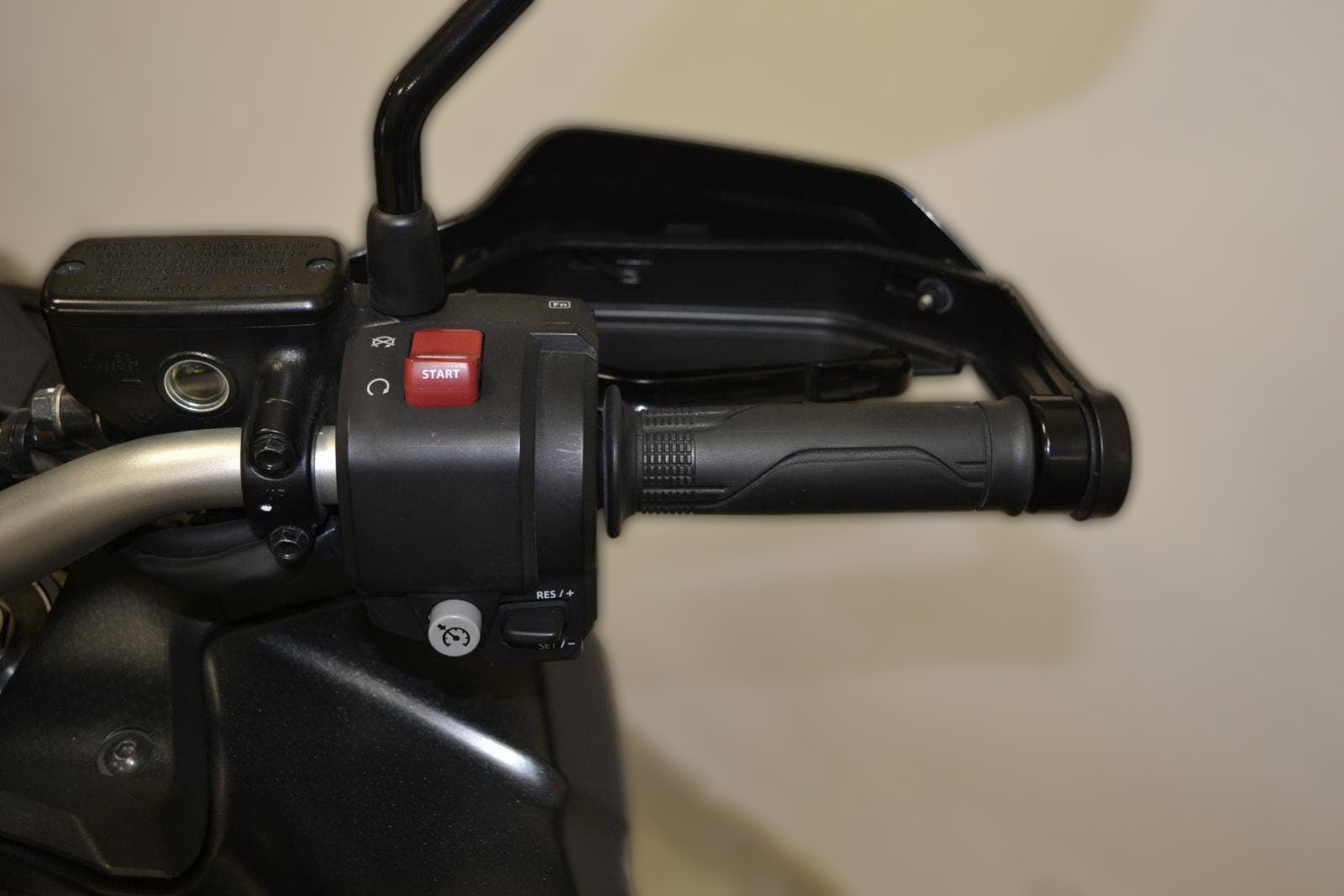 2020 Honda CRF 1100 L Africa Twin - 45 000 km - Náhled 31