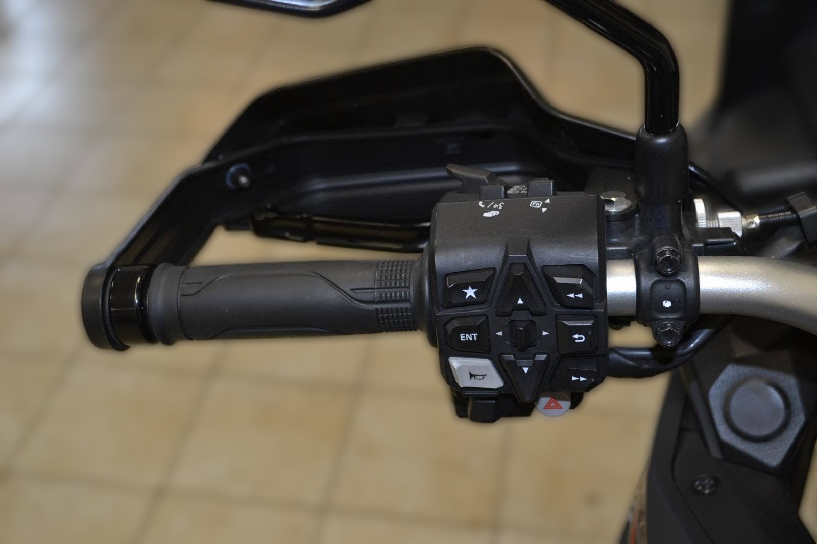 2020 Honda CRF 1100 L Africa Twin - 45 000 km - Náhled 32