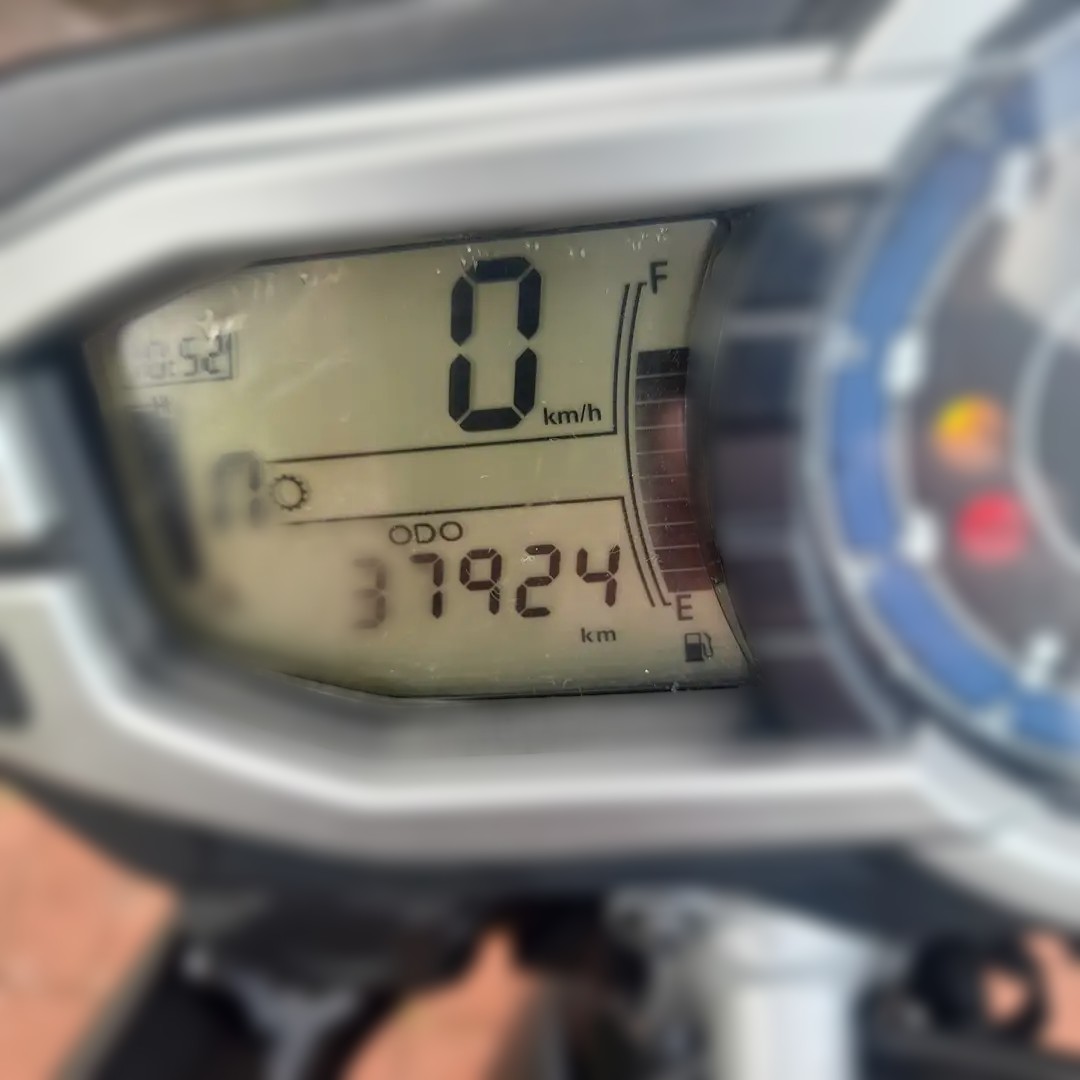 2011 Triumph Tiger 800 - 38 000 km - Náhled 20