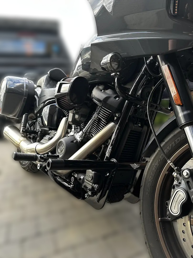2022 Harley-Davidson Harley-Davidson Softail - 3 800 km - Náhled 3