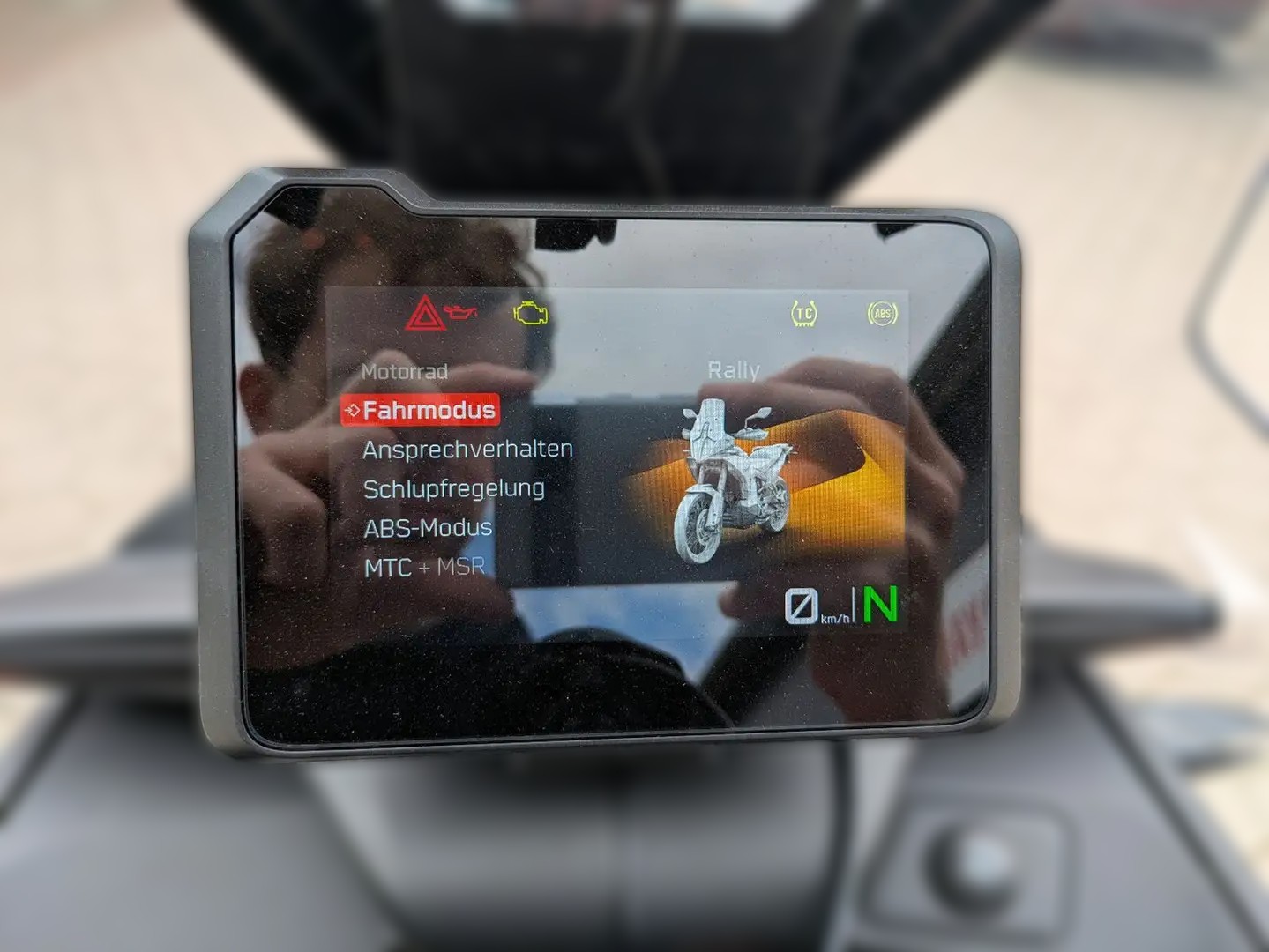 2023 KTM 890 Adventure - 4 678 km - Náhled 26
