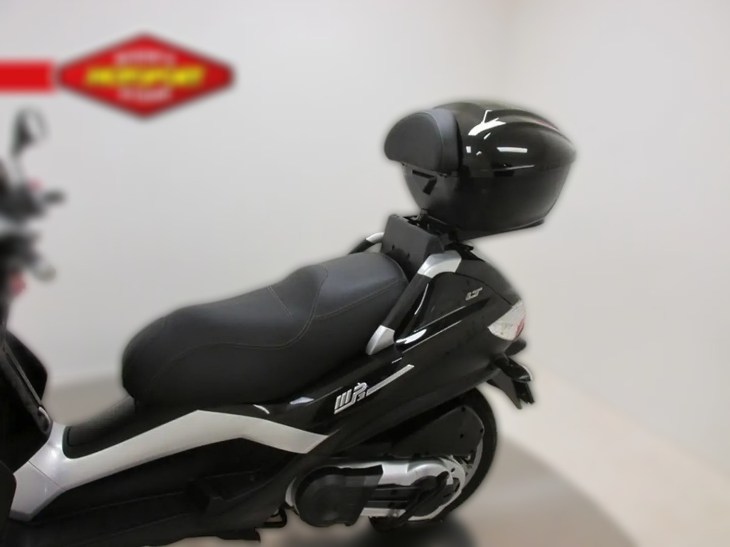 2010 Piaggio MP3 - 17 090 km - Náhled 14