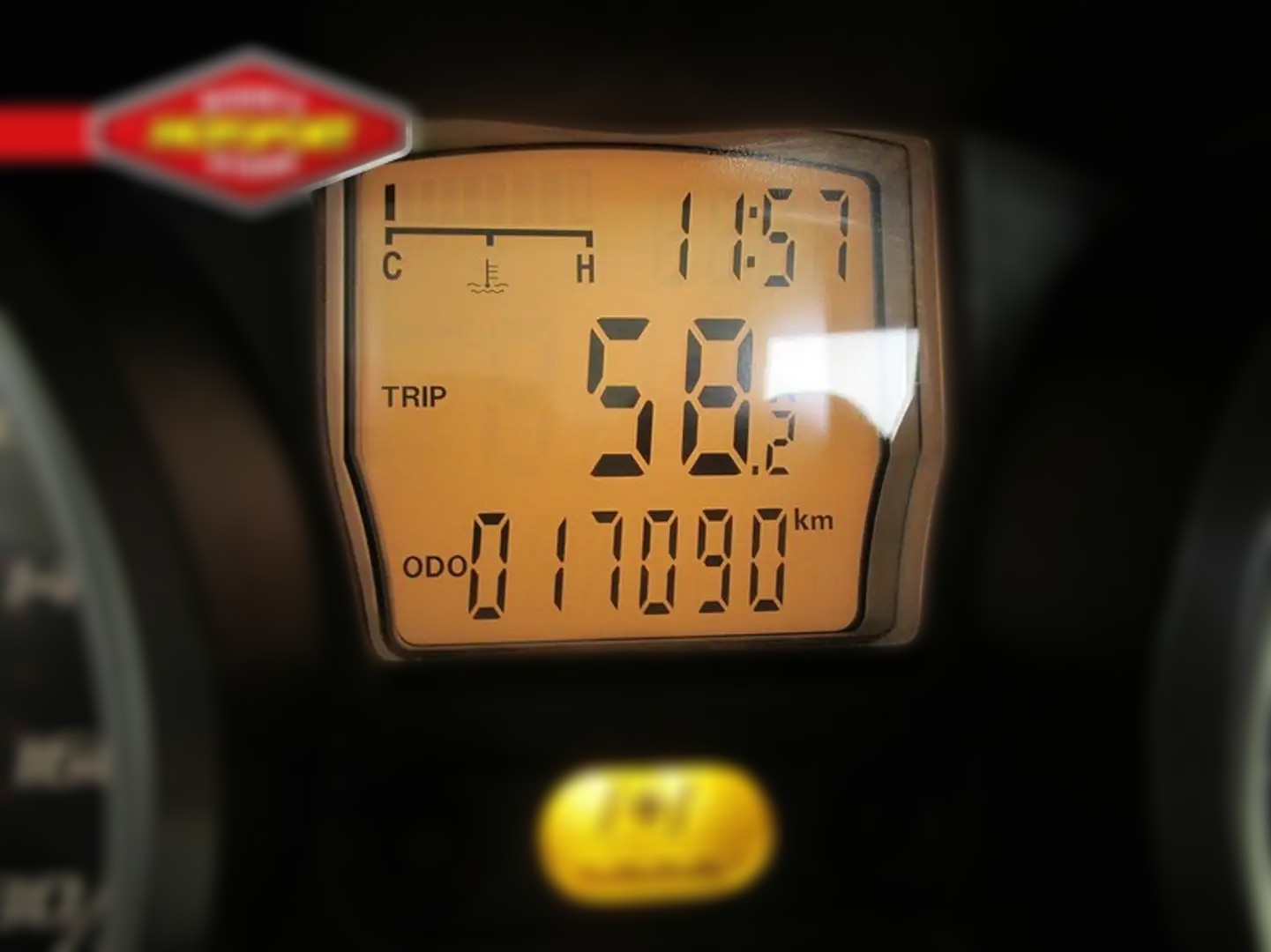 2010 Piaggio MP3 - 17 090 km - Náhled 15