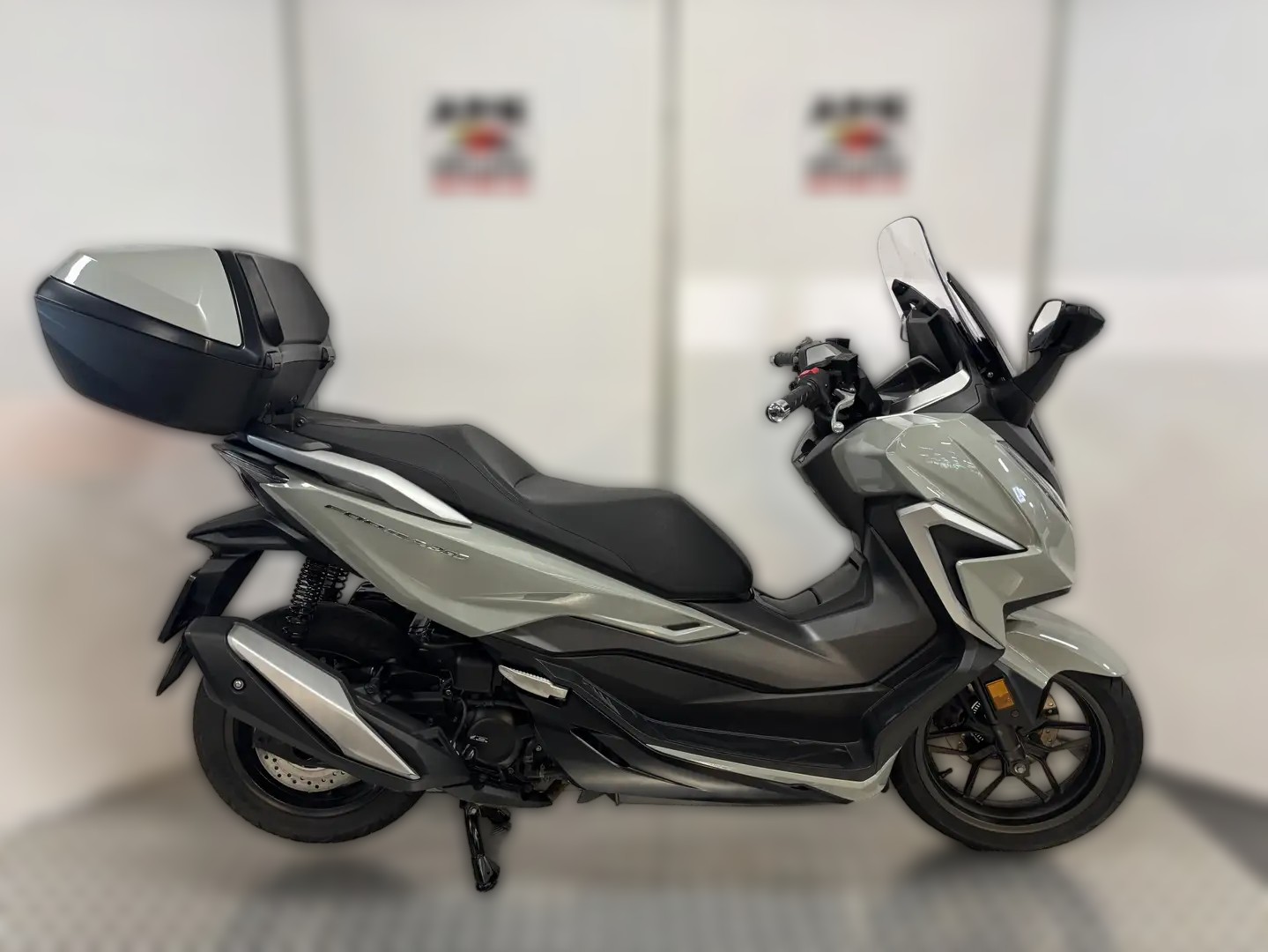 2021 Honda Forza 350 - 17 595 km - Náhled 4