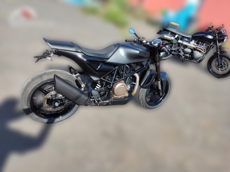 2018 Husqvarna Vitpilen 701 - 6 500 km - Náhled 12