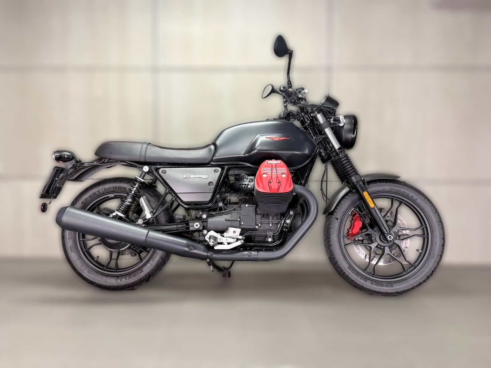 2020 Moto Guzzi V7 - 5 145 km - Náhled 4