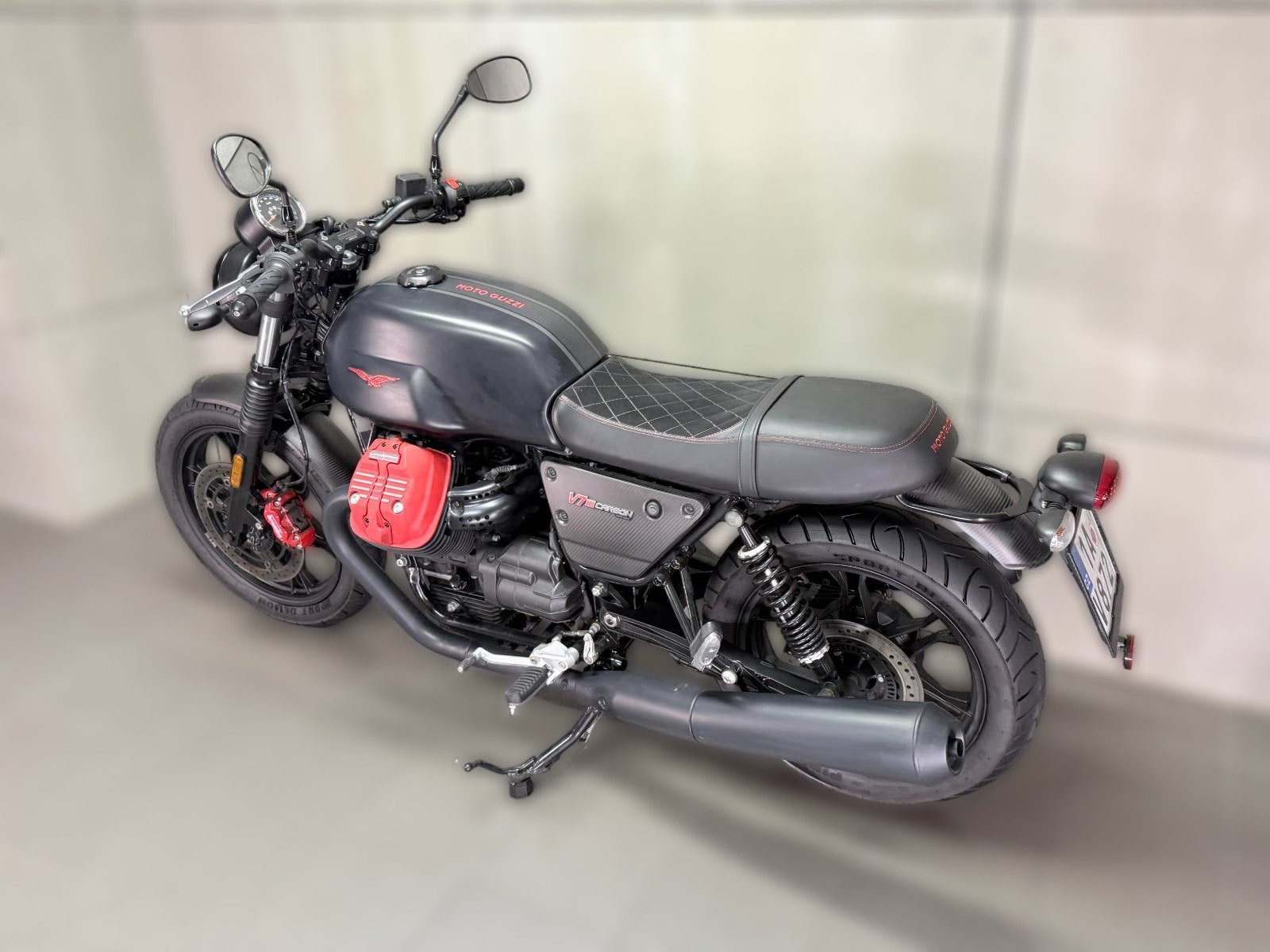 2020 Moto Guzzi V7 - 5 145 km - Náhled 22