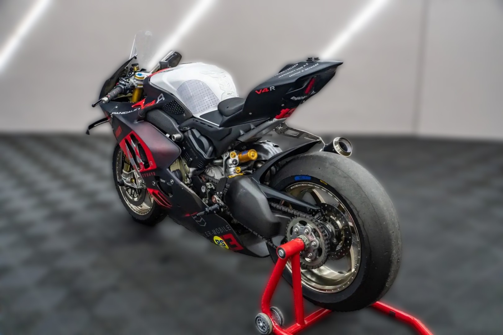 2024 Ducati Panigale V4 - 3 500 km - Náhled 9
