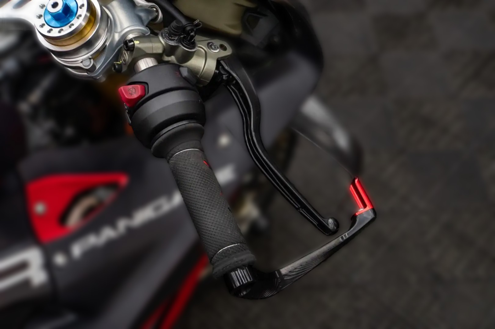 2024 Ducati Panigale V4 - 3 500 km - Náhled 42