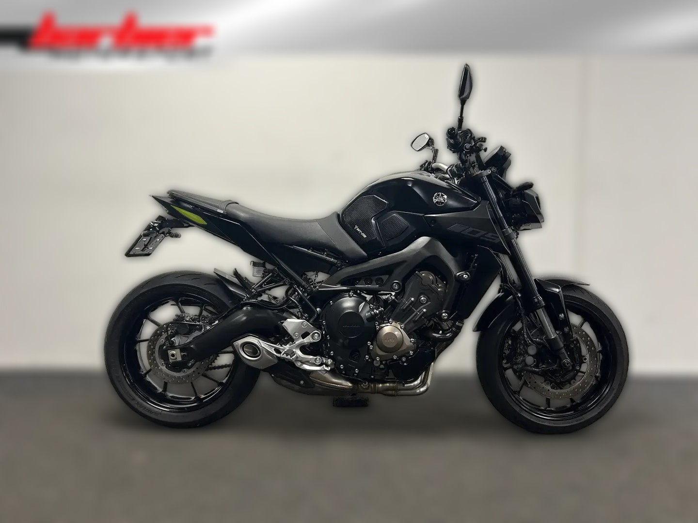 2017 Yamaha MT-09 - 18 438 km - Náhled 16