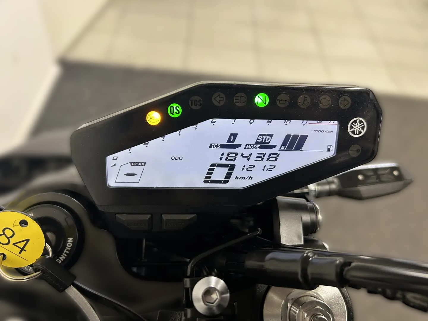 2017 Yamaha MT-09 - 18 438 km - Náhled 17