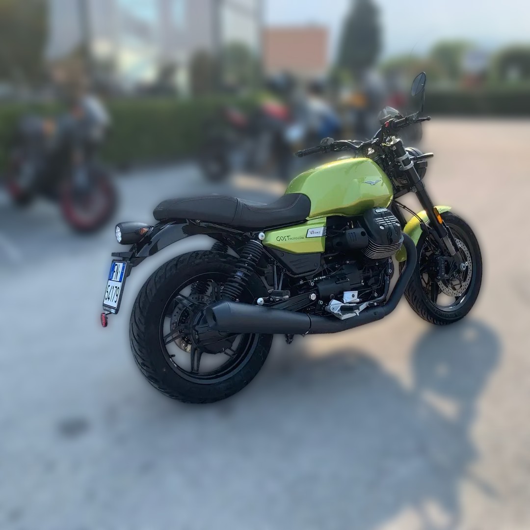 2025 Moto Guzzi V7 - 3 219 km - Náhled 13