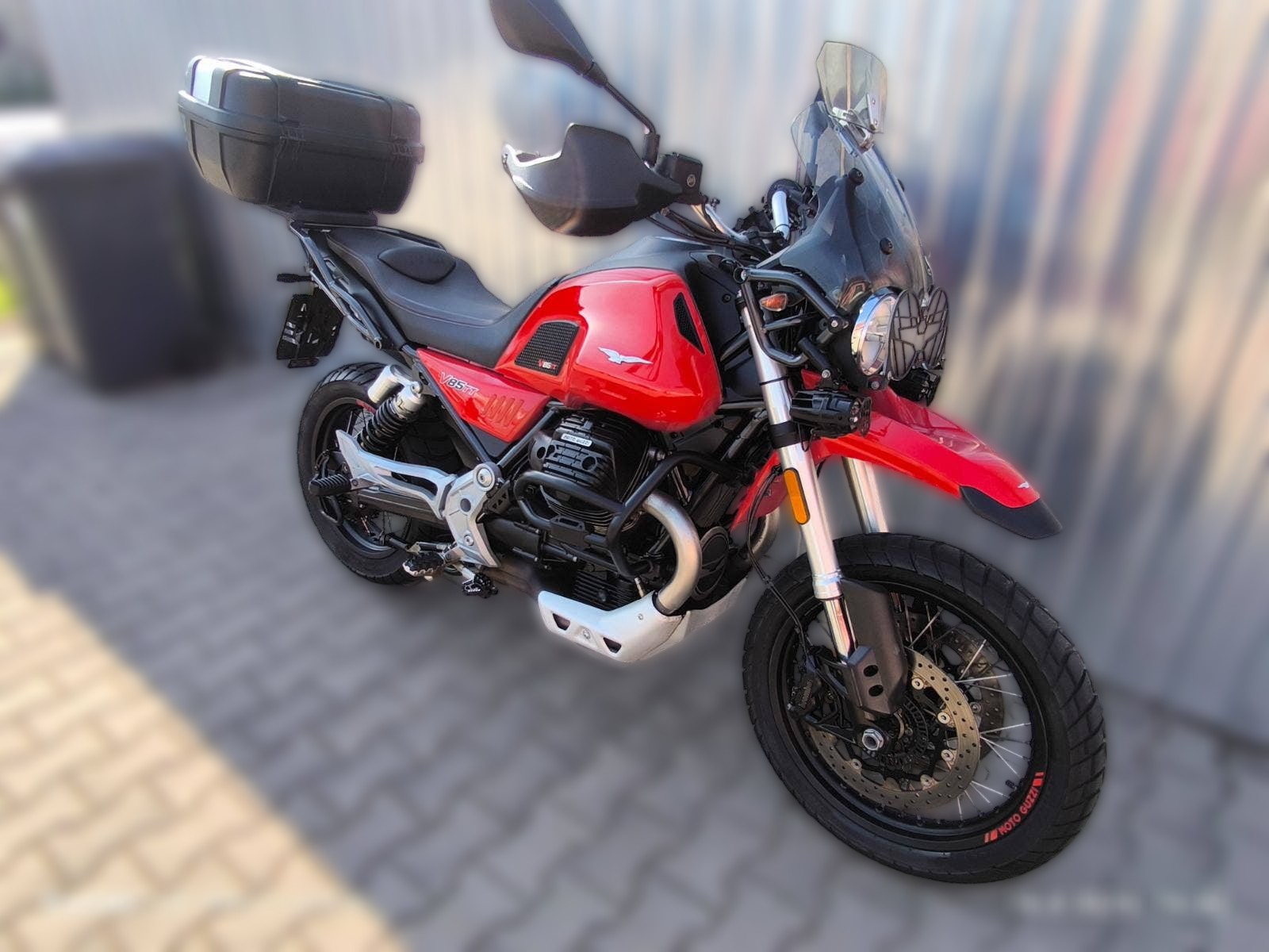 2019 Moto Guzzi V85 TT - 29 000 km