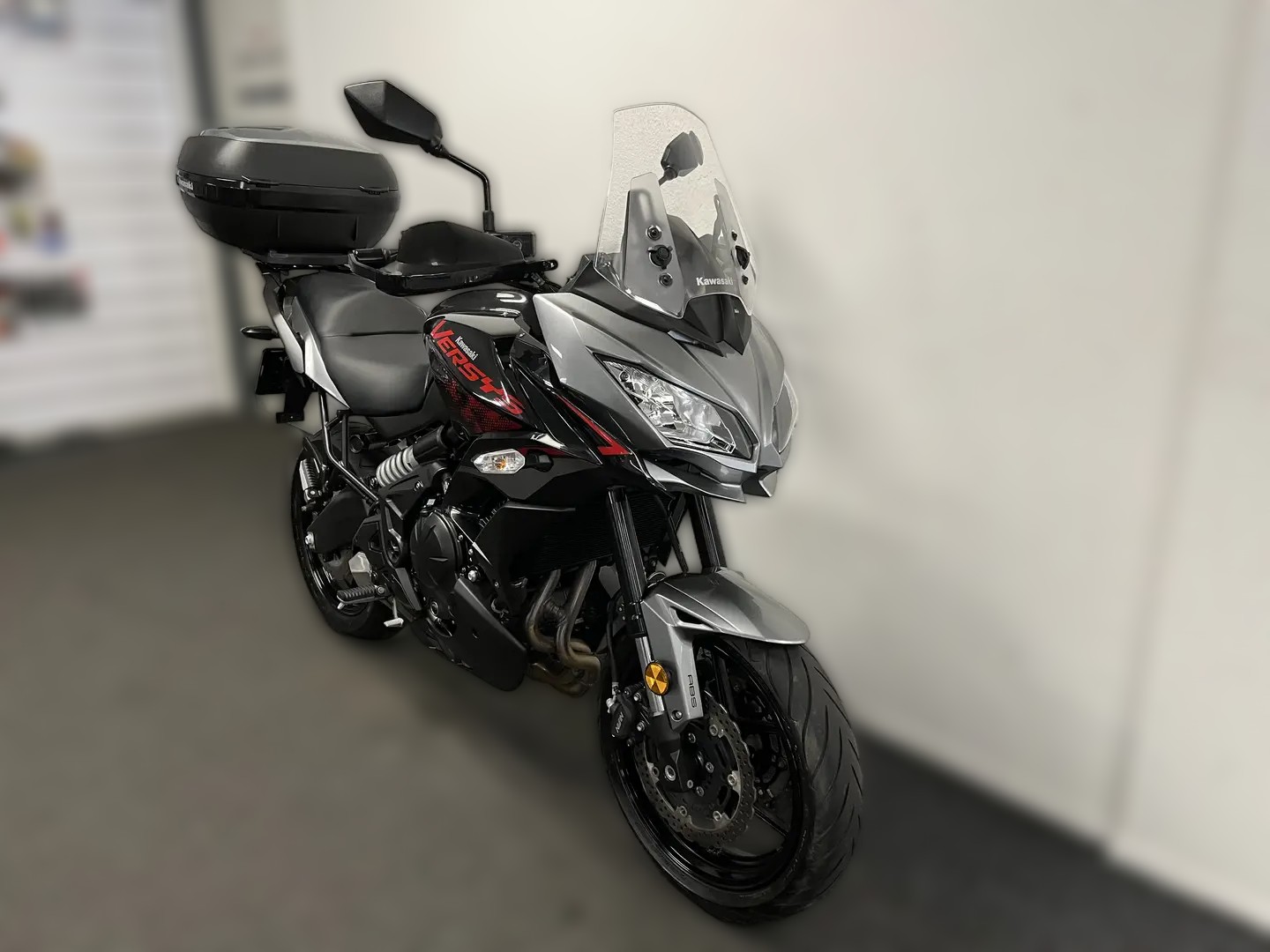 2021 Kawasaki Versys 650 - 1 385 km - Náhled 8