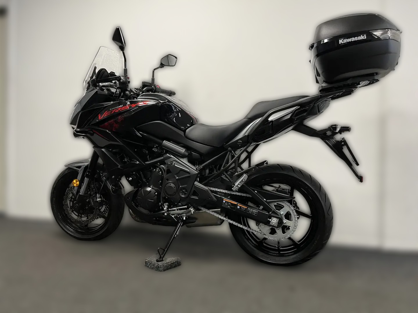 2021 Kawasaki Versys 650 - 1 385 km - Náhled 14
