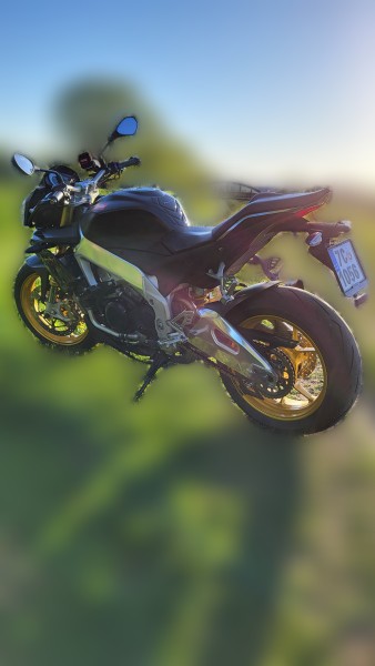2012 Aprilia Tuono V4 - 32 726 km - Náhled 10