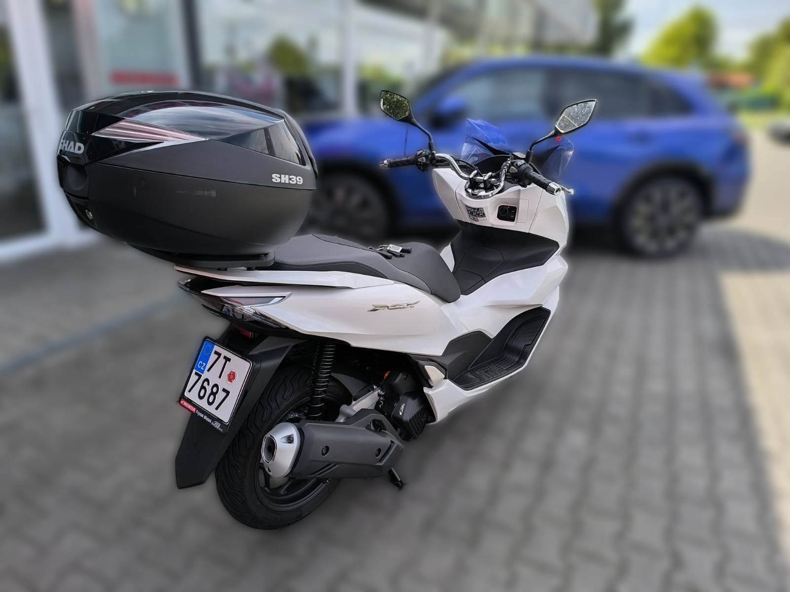 2021 Honda PCX 125 - 3 600 km - Náhled 4