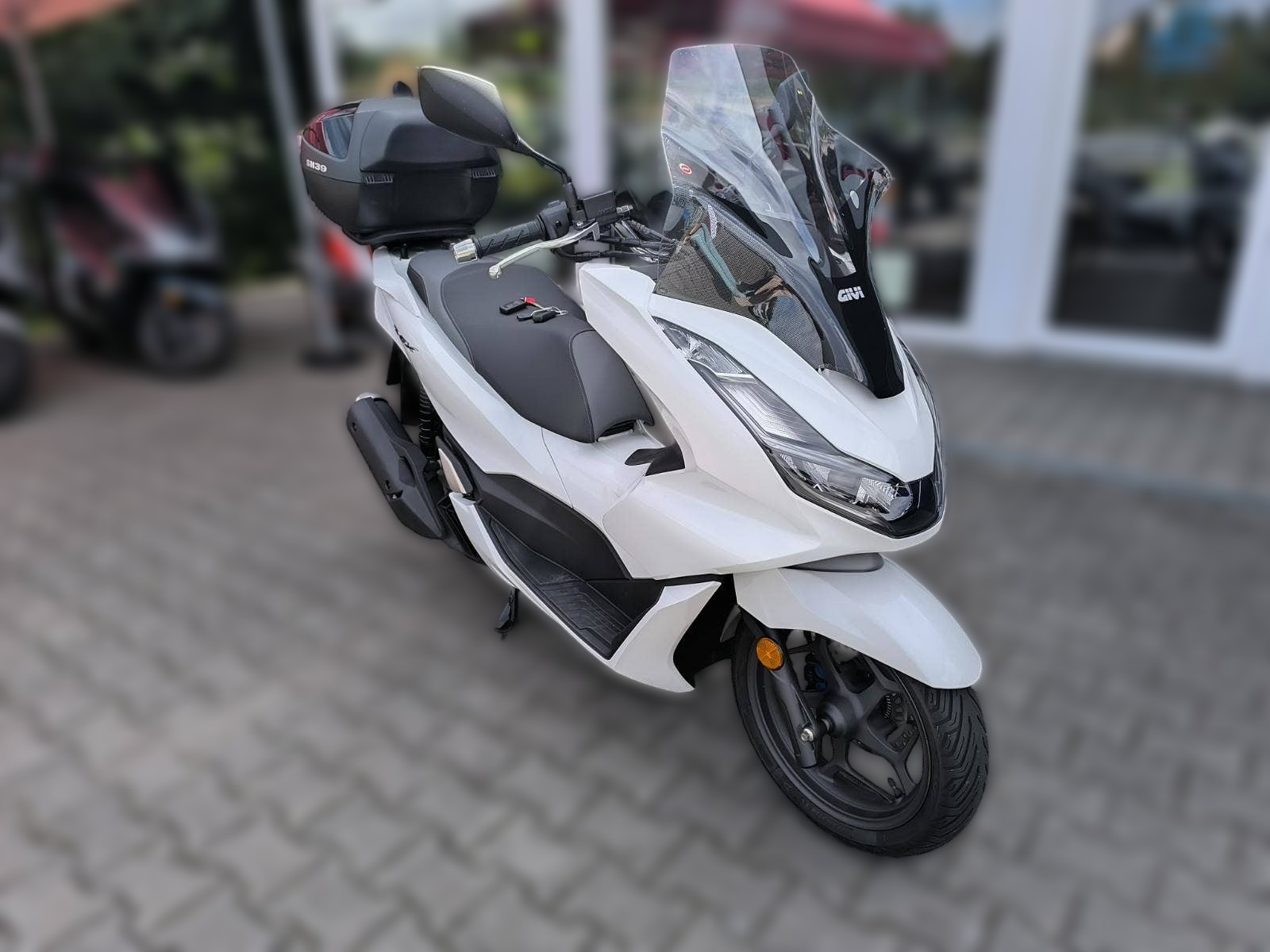 2021 Honda PCX 125 - 3 600 km - Náhled 9
