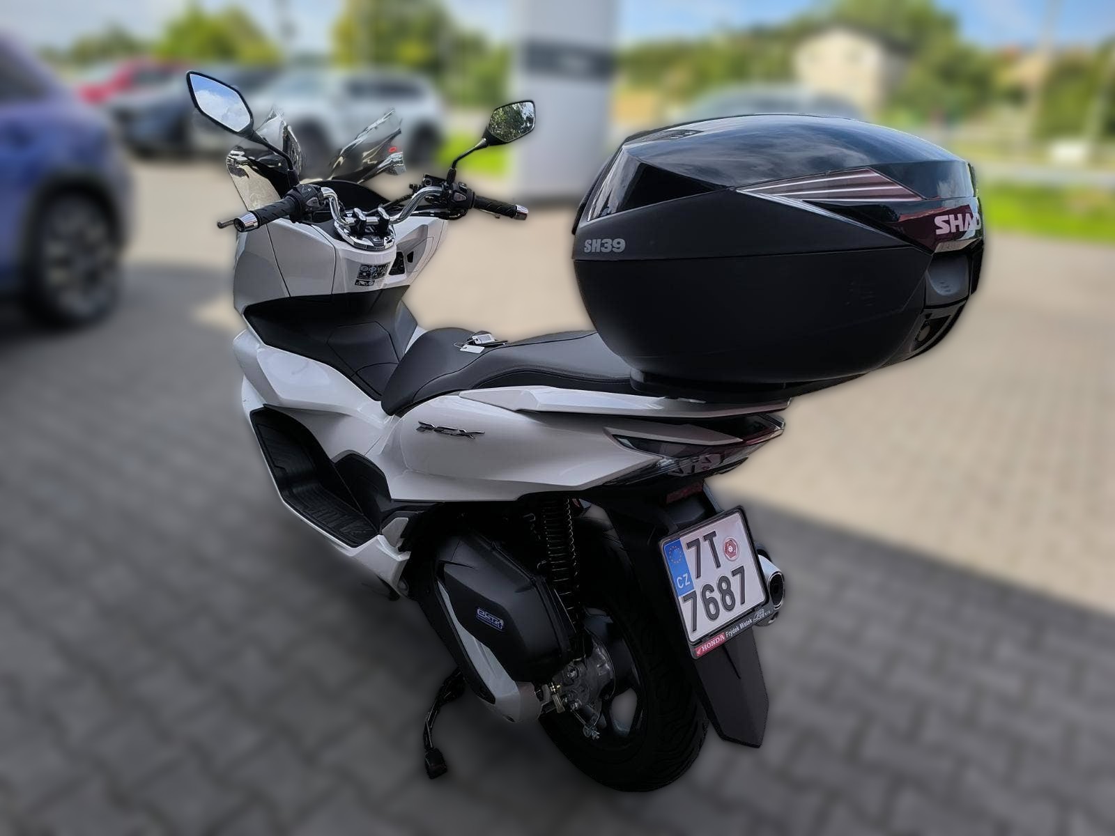 2021 Honda PCX 125 - 3 600 km - Náhled 10
