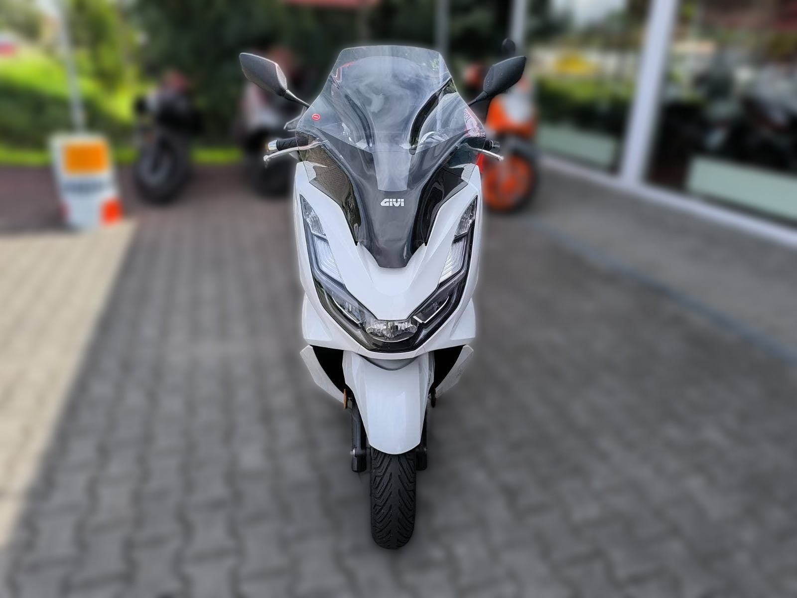 2021 Honda PCX 125 - 3 600 km - Náhled 18