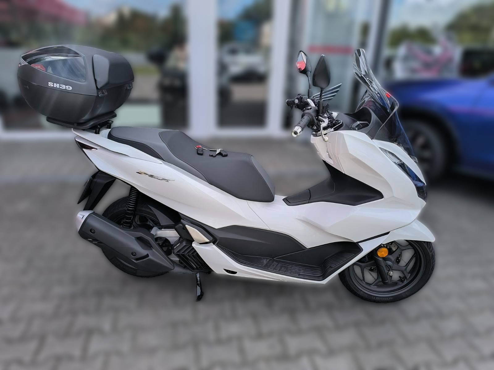 2021 Honda PCX 125 - 3 600 km - Náhled 20