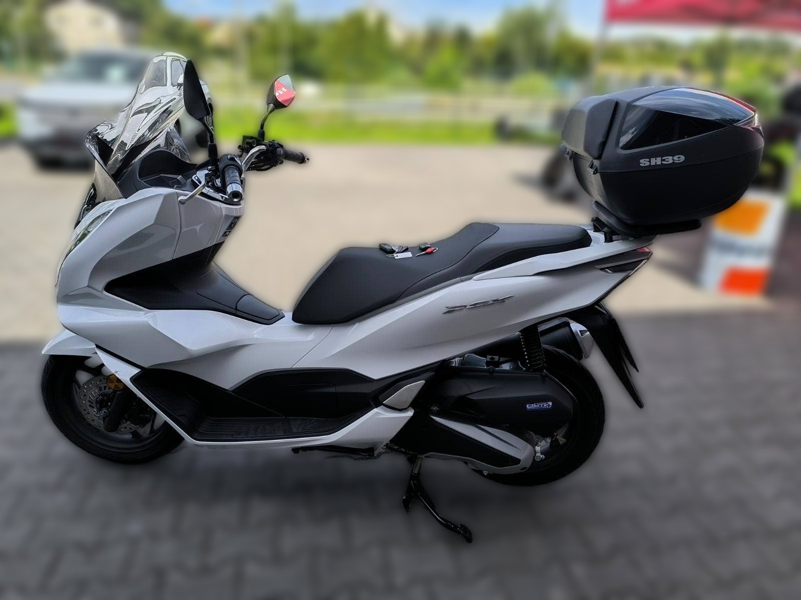 2021 Honda PCX 125 - 3 600 km - Náhled 21