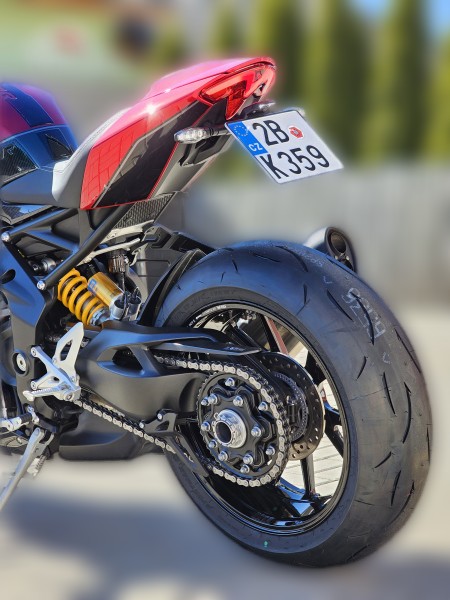 2022 Triumph Speed Triple 1200 - 5 032 km - Náhled 19