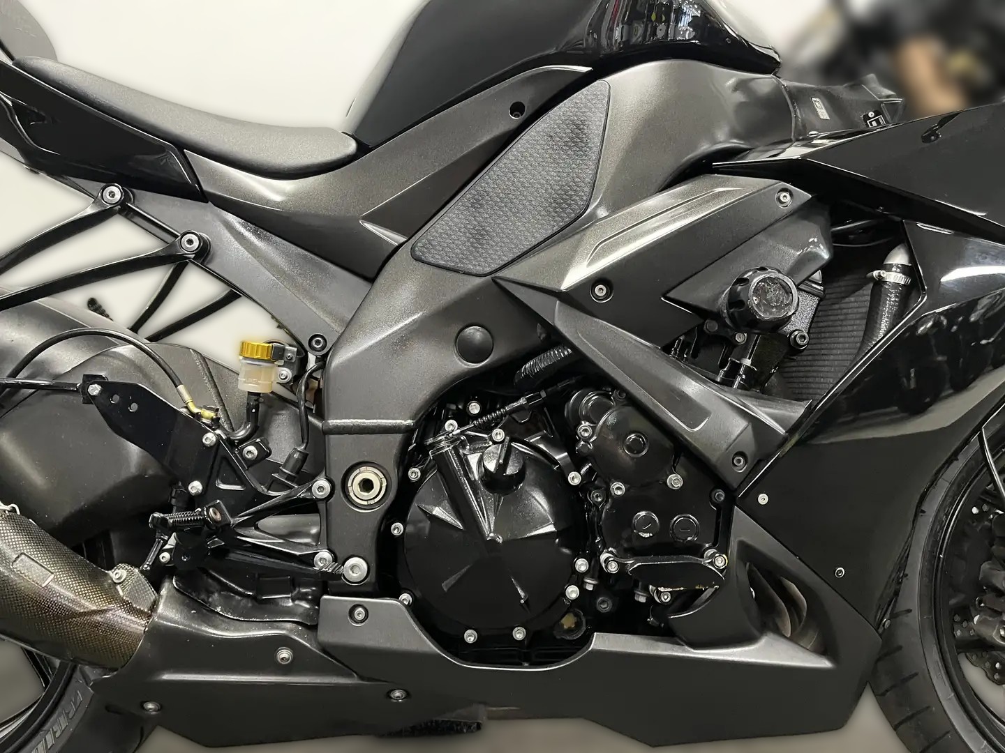 2008 Kawasaki Ninja ZX-10R - 39 619 km - Náhled 12