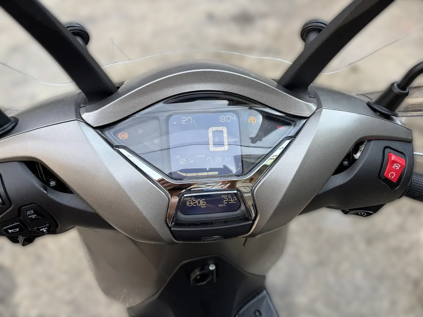 2023 Honda Forza 350 - 7 200 km - Náhled 7