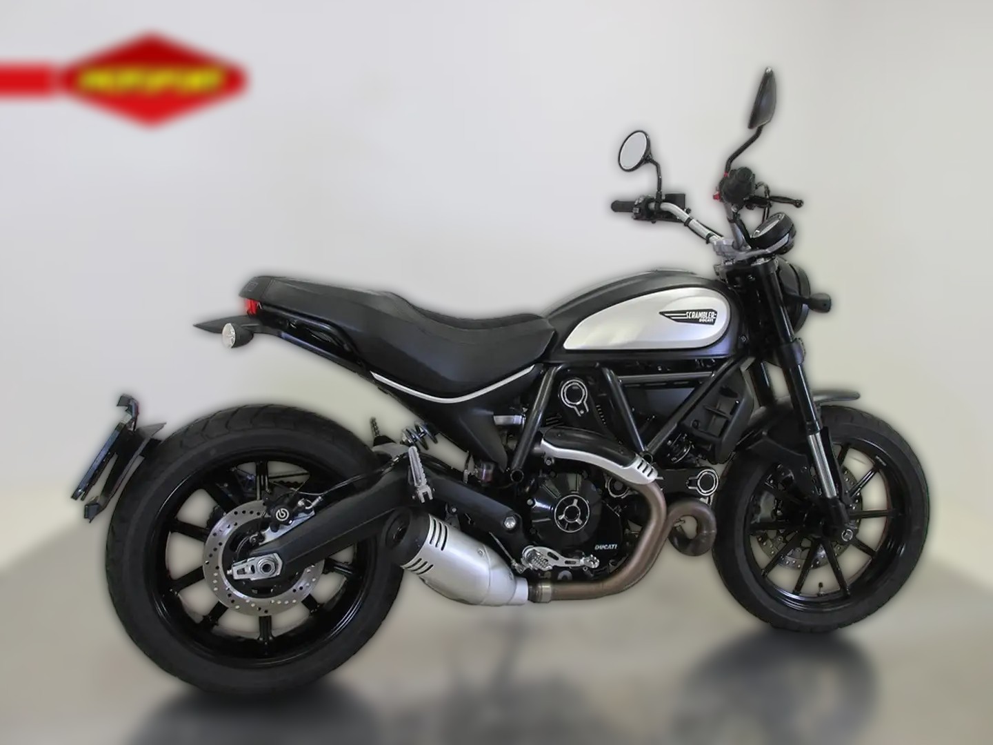 2022 Ducati Scrambler - 9 868 km - Náhled 13
