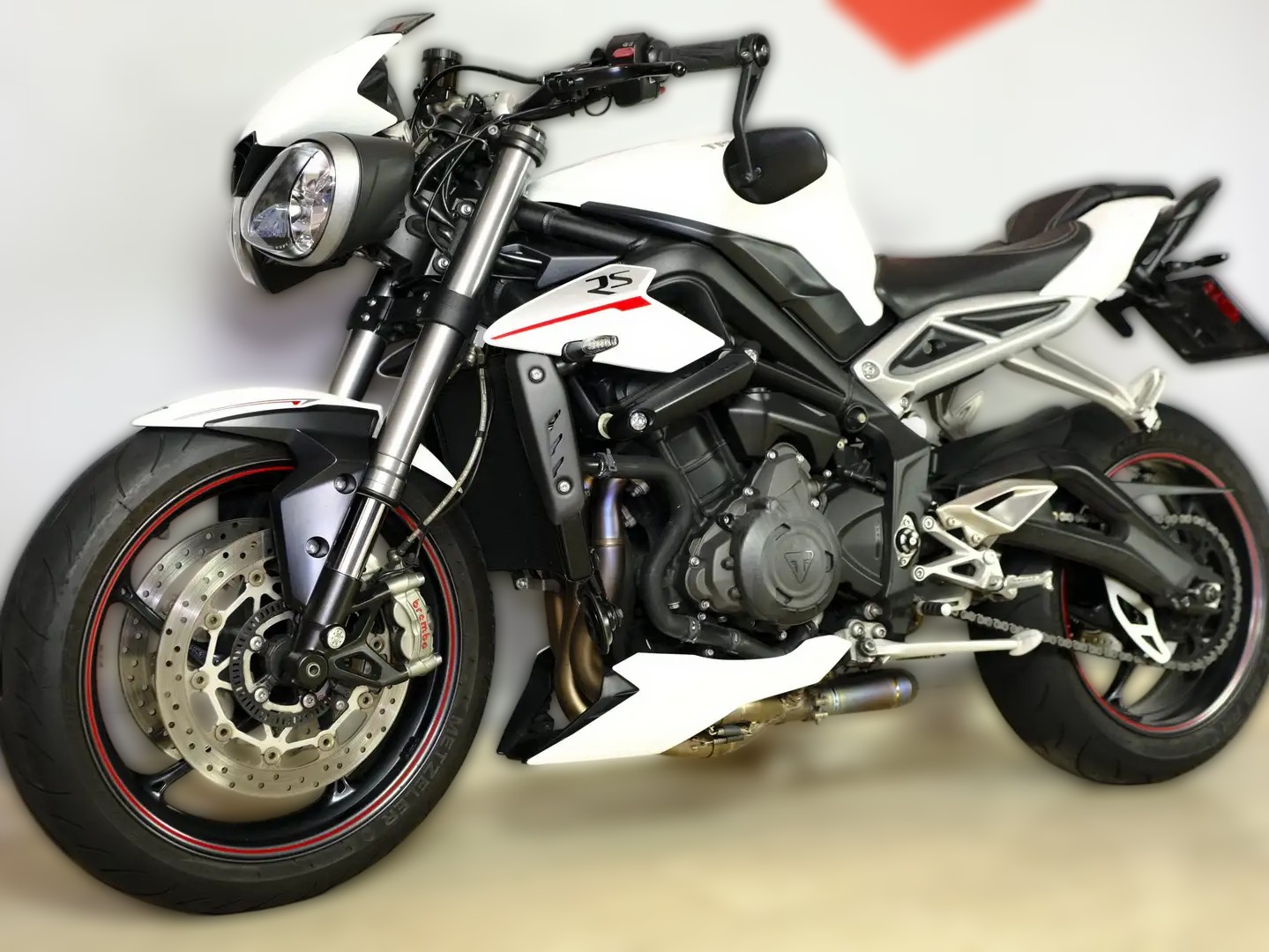 2018 Triumph Street Triple 765 - 38 900 km - Náhled 7